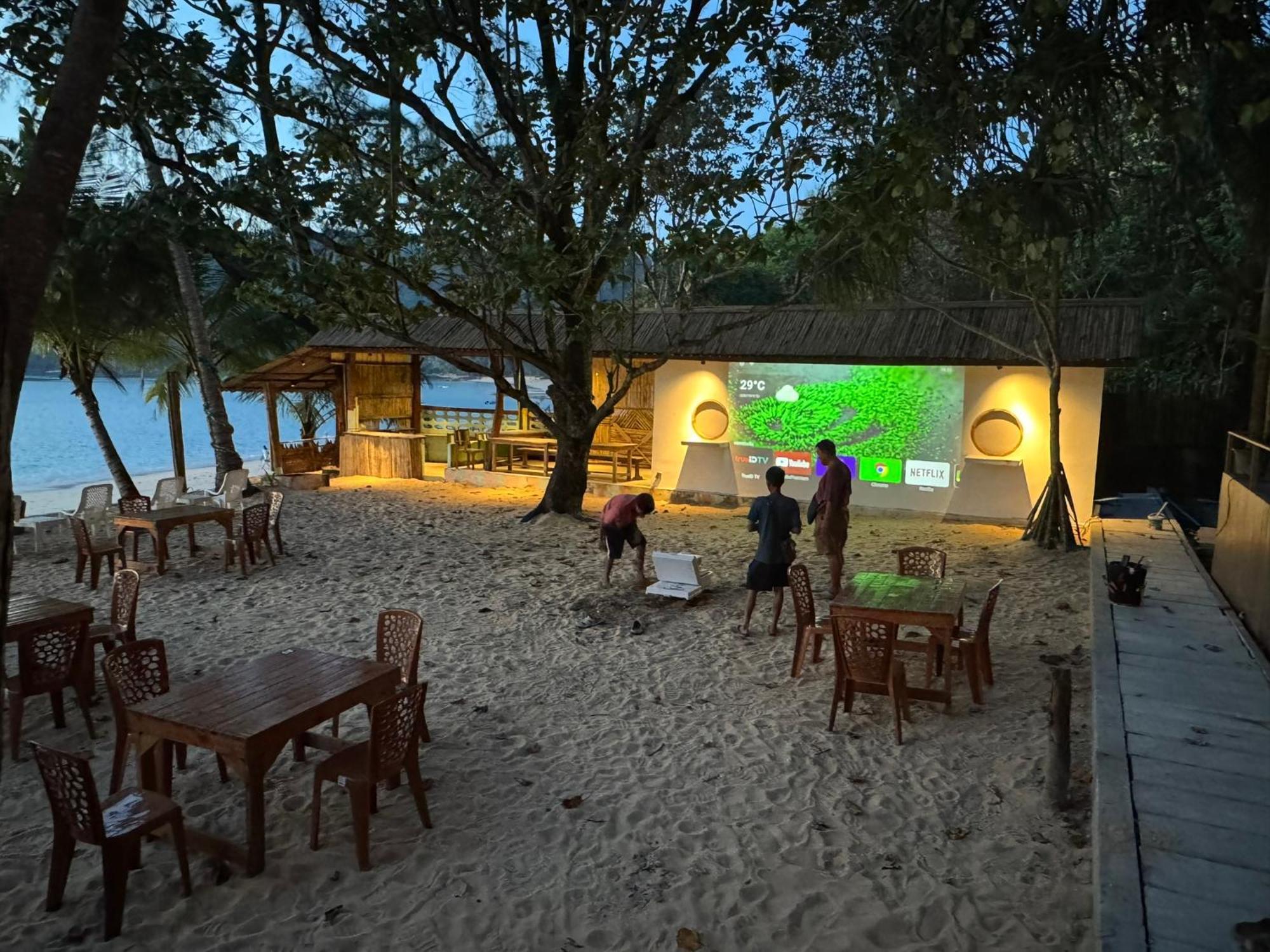 Sunny Cove Beach Resort Koh Phayam Ranong Luaran gambar