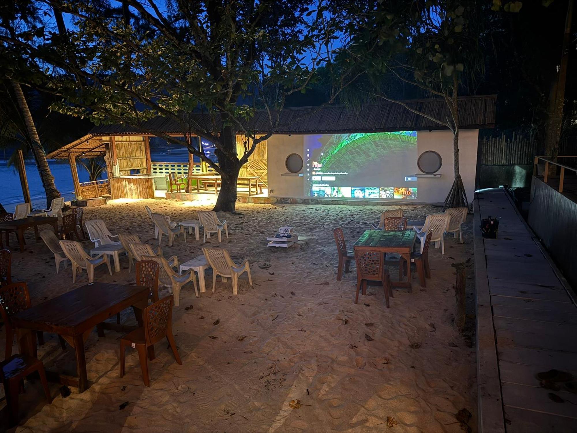 Sunny Cove Beach Resort Koh Phayam Ranong Luaran gambar