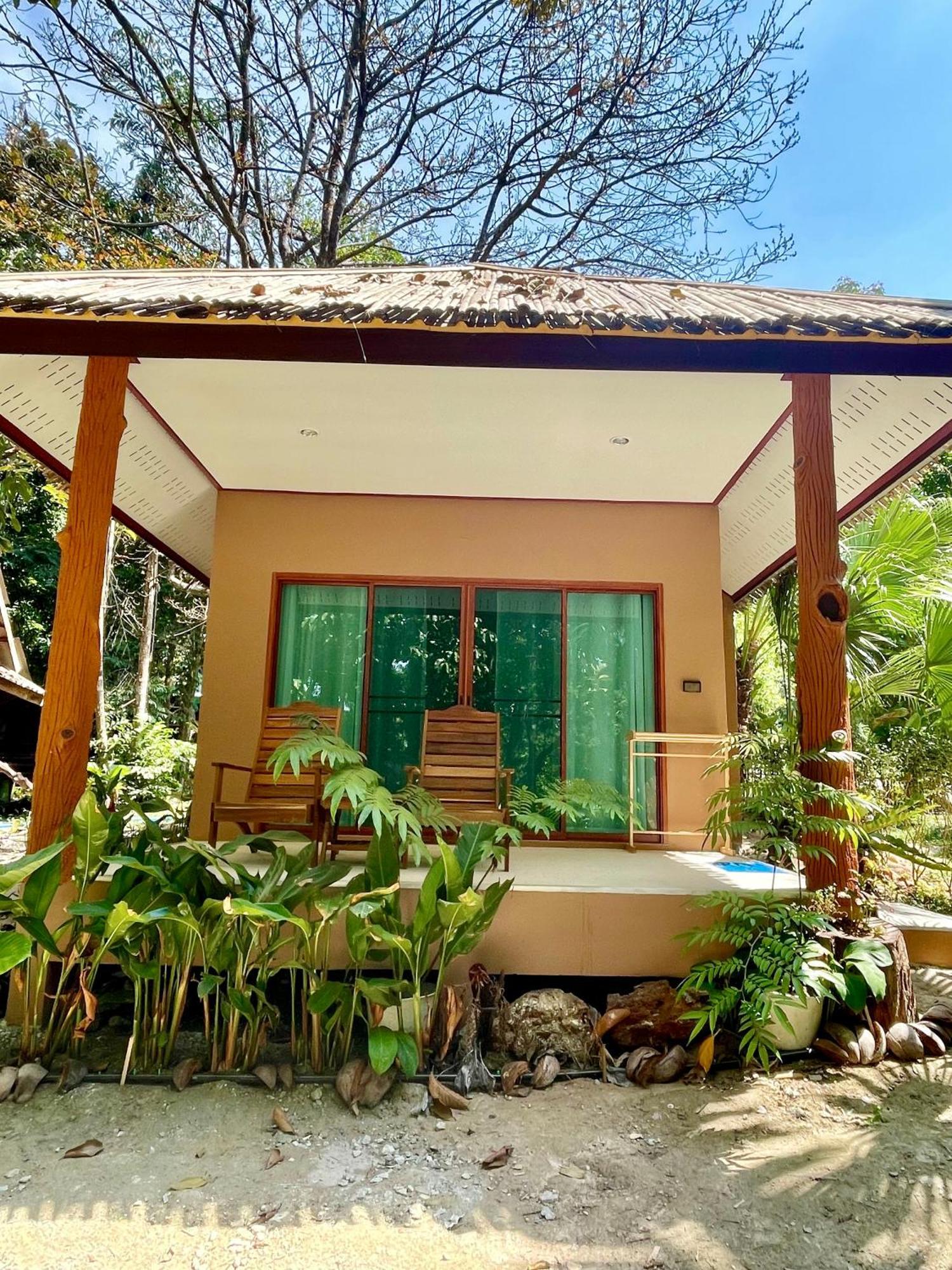 Sunny Cove Beach Resort Koh Phayam Ranong Luaran gambar